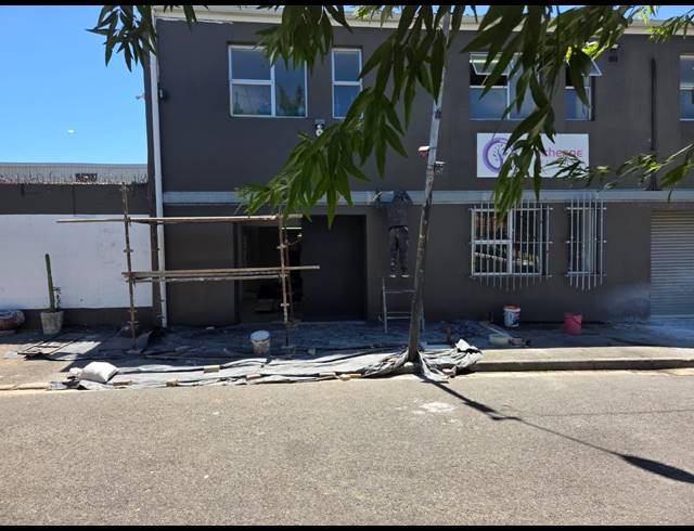 Business property to rent in SALT RIVER